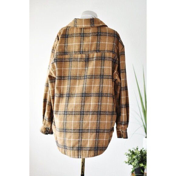With Love Ymi Fleece Shacket Woman's M Y2K Brown Tan Plaid Bella Swan Granola - Picture 5 of 8